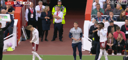 2026世界杯直播app-利物浦1-0阿森纳，索博斯洛伊任意球破门，埃基蒂克进球被吹