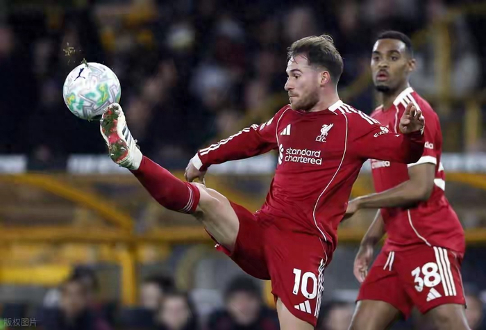 2026世界杯手机观看-利物浦续约上演“冰与火”：新核已定，“冠军腰”却悬了？|麦卡利斯特|赫拉芬贝赫|格拉文贝尔奇|阿根廷世界杯|安菲尔德球场_新浪体育_新浪新闻