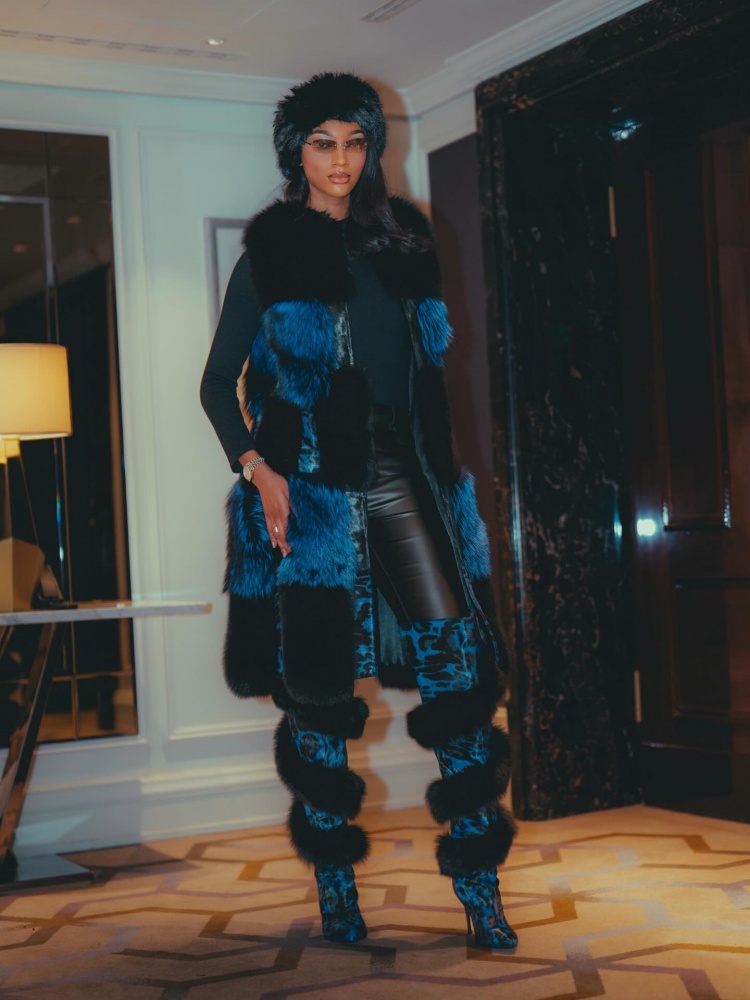 2026世界杯手机观看-头号男友粉！WNBA球星里斯本土看不过瘾 还到欧洲看柏林赛