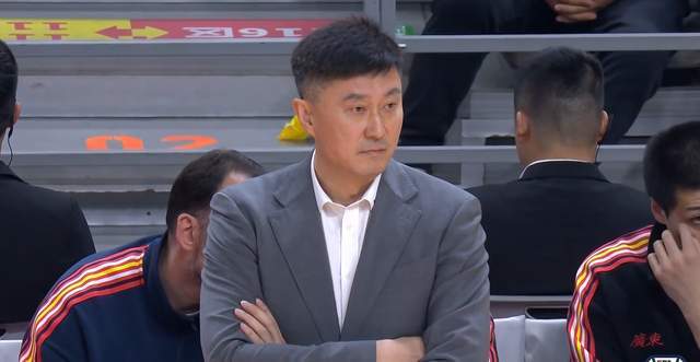 2026世界杯手机观看-夺冠热门输球仍反超山东，辽篮掀翻强敌却无缘前8，黑马超出预期