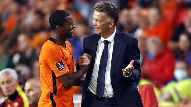 2026世界杯app下载-巴萨“双德”引领荷兰范式，4球虐菜为大战开胃