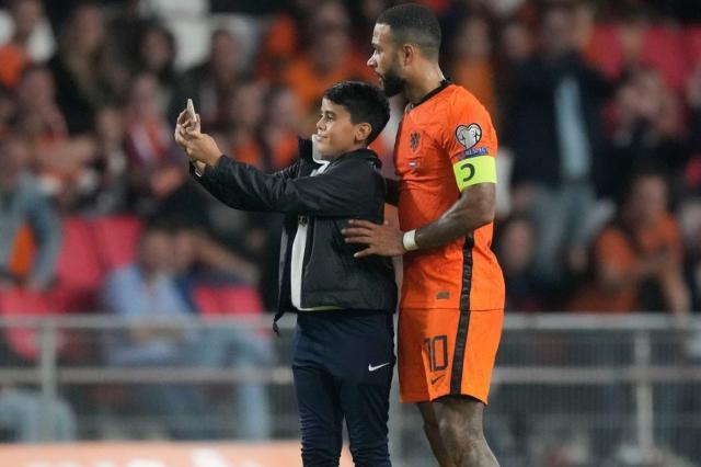 2026世界杯app下载-巴萨“双德”引领荷兰范式，4球虐菜为大战开胃