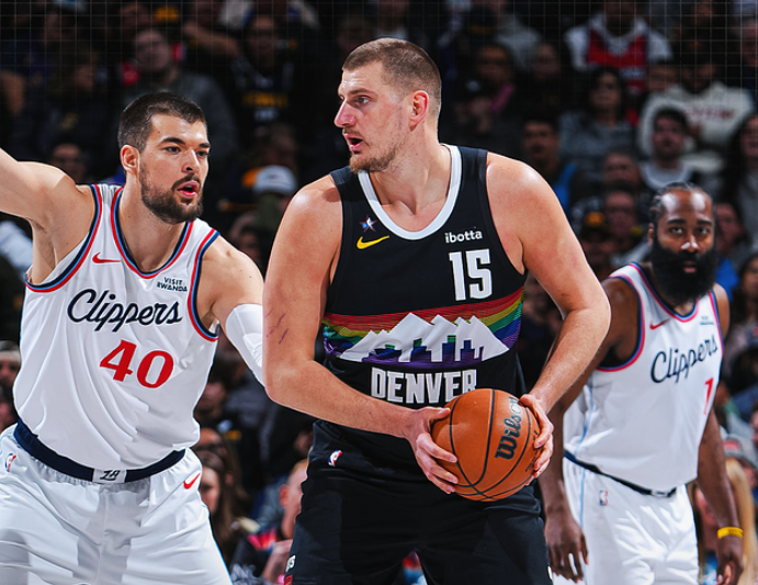 2026世界杯app下载-场均29分12板11助，意料之中三连败！你要这么打，MVP该拱手让人