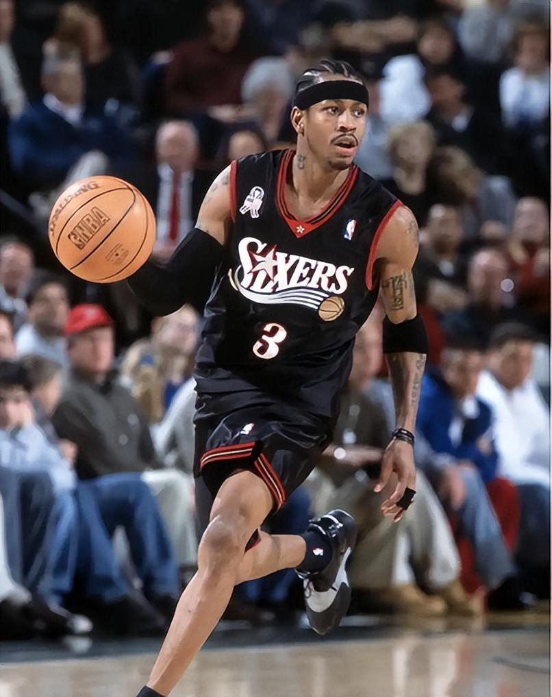 2026世界杯官方软件-我才刚出汗，你就累脱水了”，盘点NBA5大体力怪 库里似非人类