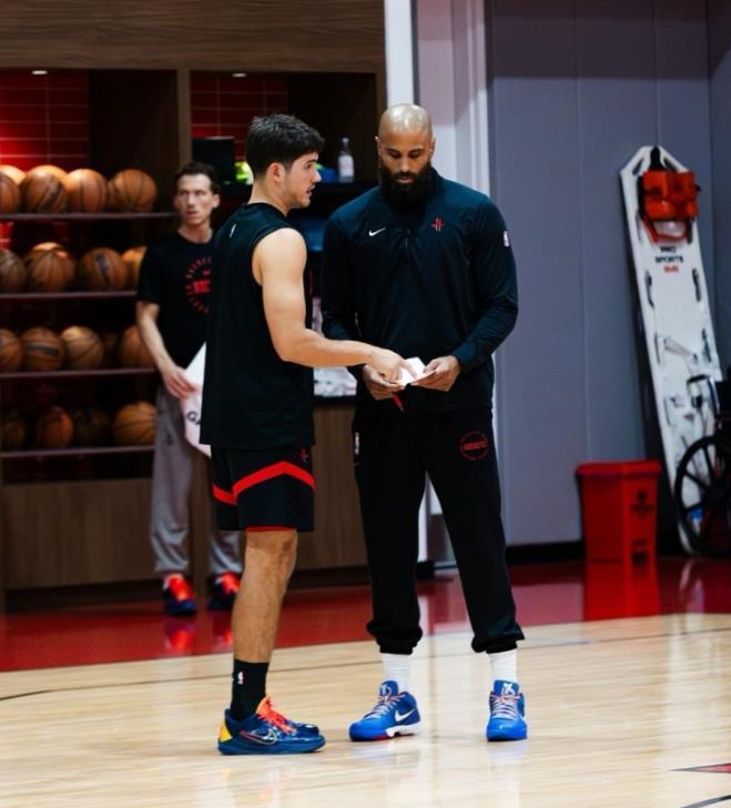 2026世界杯手机观看-单场19+7+10！谢泼德首发仍不稳固？乌度卡摊牌：要视2人状态决定