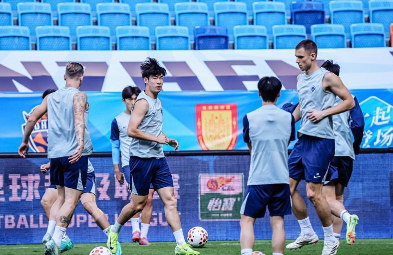 2026世界杯安装指南-破案了！西海岸惨败 腰无力是硬伤！磕不下深圳 战蓉城难逃四连败